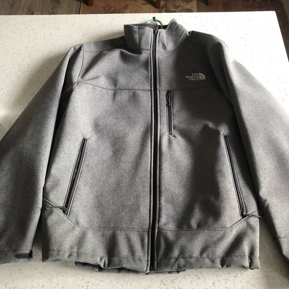 The north face men’s windwall jacket